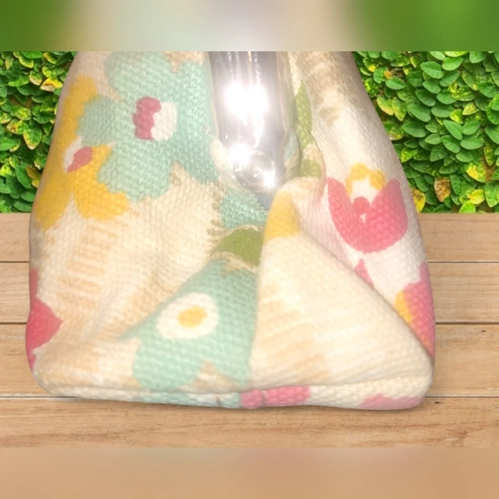 Relic Floral Kisslock Wallet